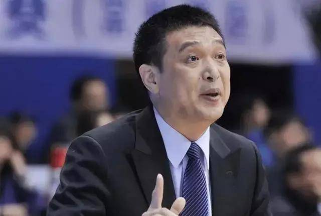 老鹰新秀崭露头角，队内高光表现彰显天赋的简单介绍