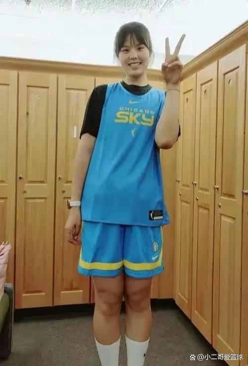 包含女子篮球联赛迎来新赛季，巾帼不让须眉的词条